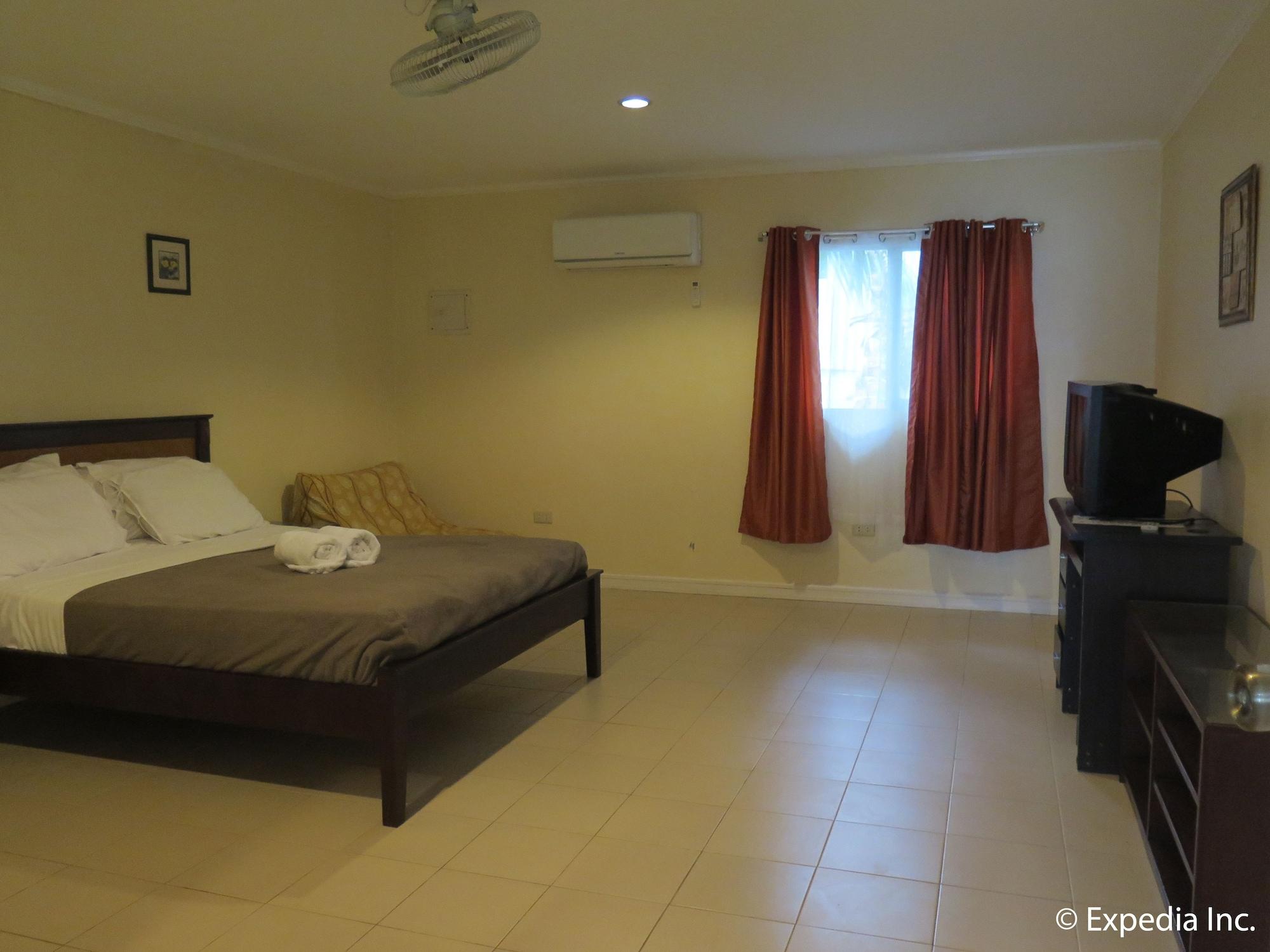 Villa Del Pueblo Inn Panglao Exteriör bild