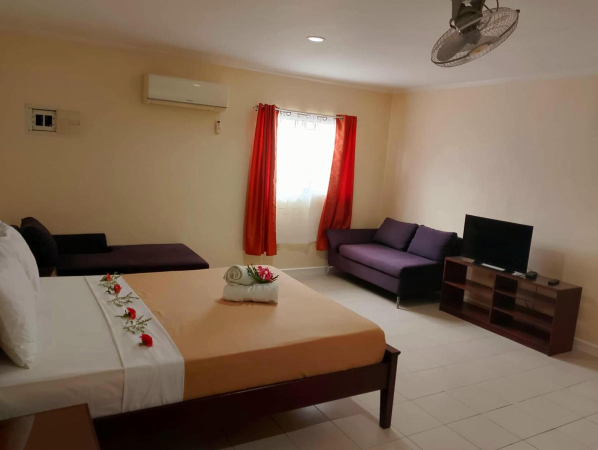 Villa Del Pueblo Inn Panglao Exteriör bild