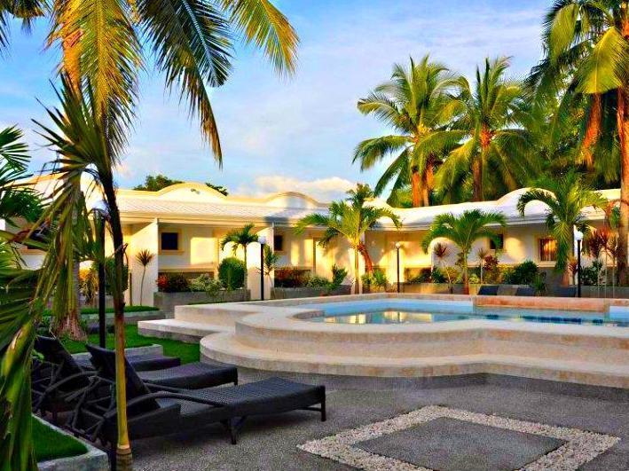 Villa Del Pueblo Inn Panglao Exteriör bild